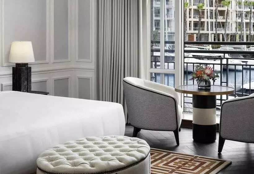 Hotel Cape Grace, A Fairmont Managed