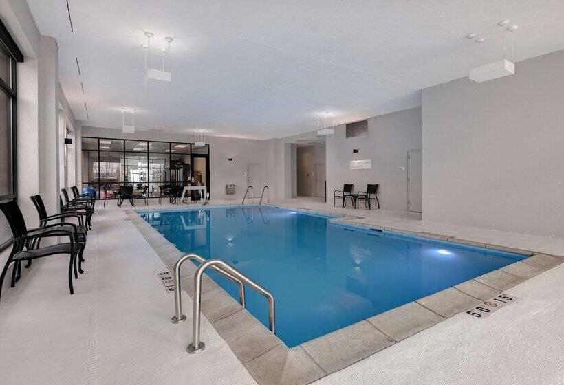 Otel Doubletree By Hilton Davenport