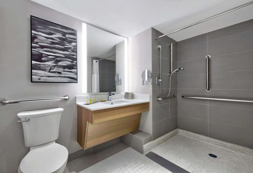 Otel Doubletree By Hilton Davenport