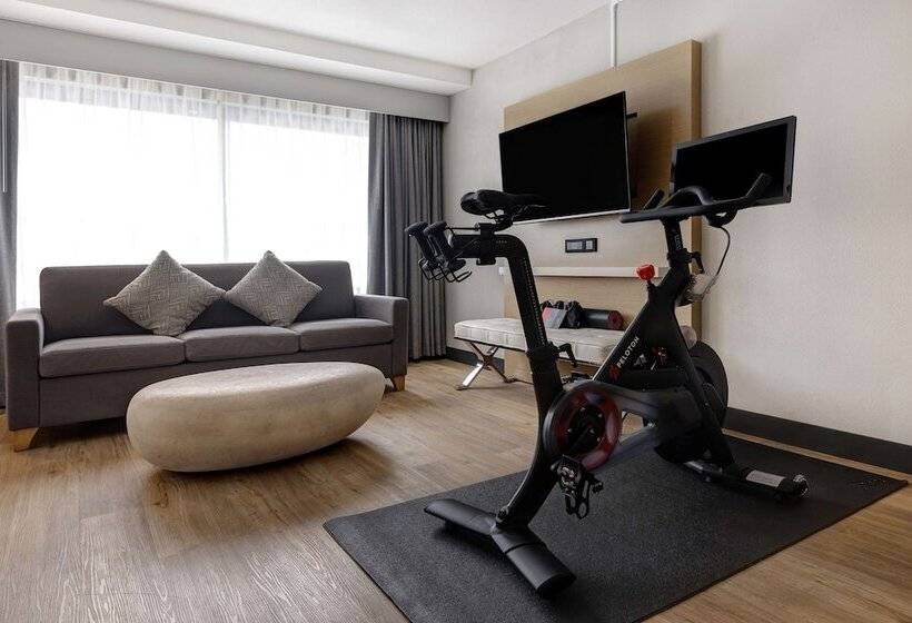 Otel Doubletree By Hilton Davenport