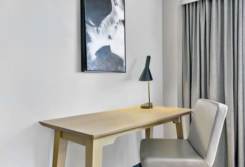 Otel Doubletree By Hilton Davenport