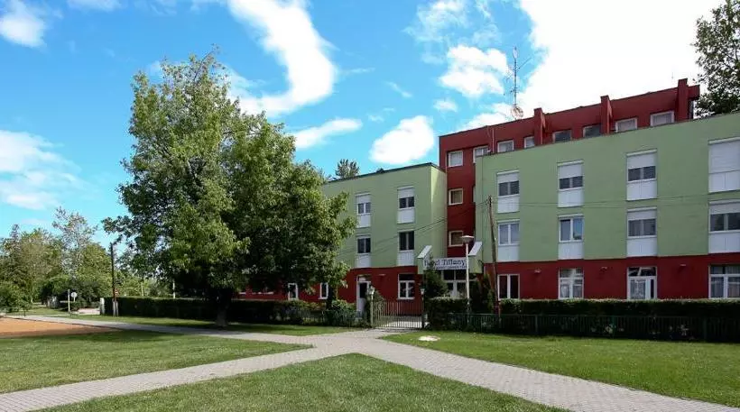 בית מלון כפרי Grand Tiffany