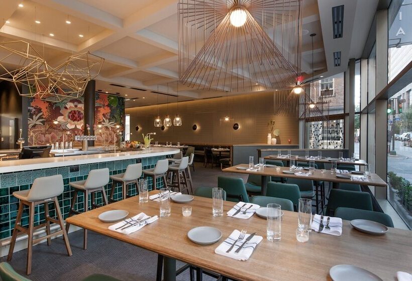 Szálloda Theo New Orleans, Tapestry Collection By Hilton