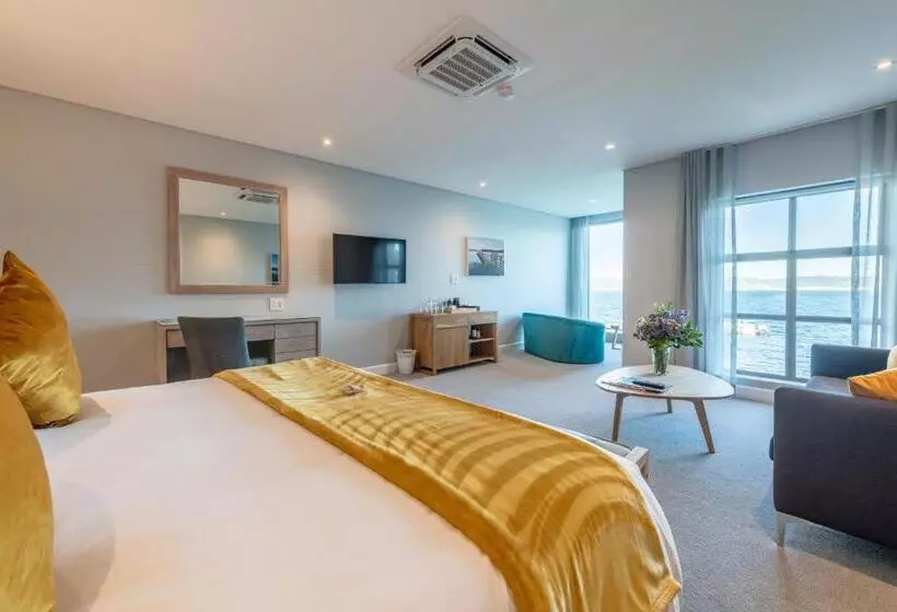 בית מלון כפרי St James Of Knysna