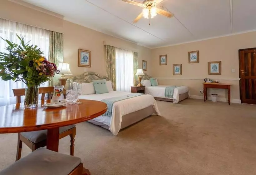 בית מלון כפרי St James Of Knysna