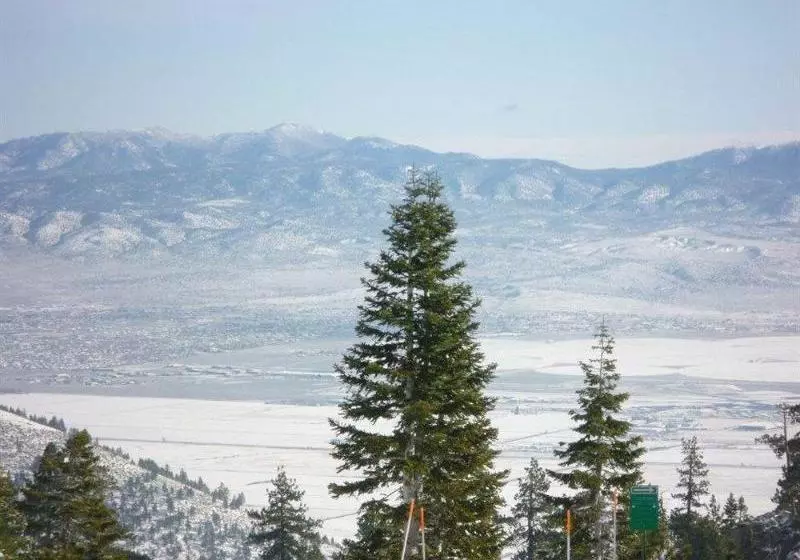 ホテル Tahoe Summit Village