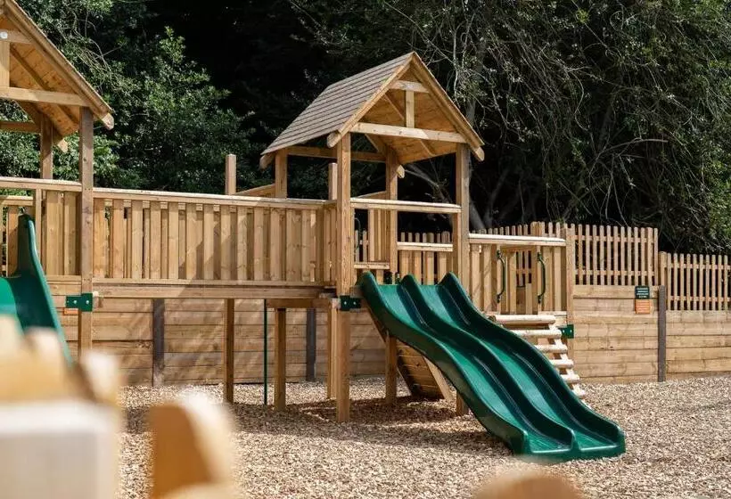 فندق Tewinbury Farm