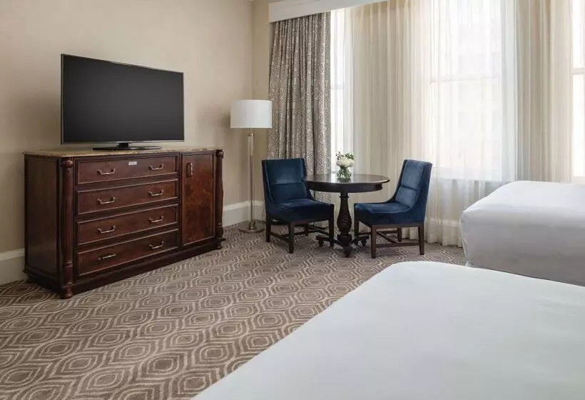 호텔 The Roosevelt New Orleans  A Waldorf Astoria