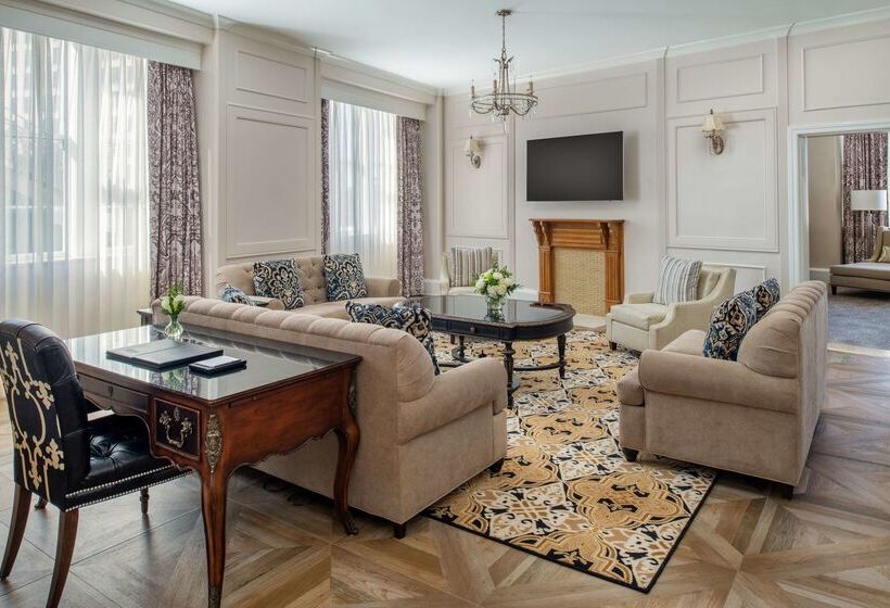 酒店 The Roosevelt New Orleans  A Waldorf Astoria