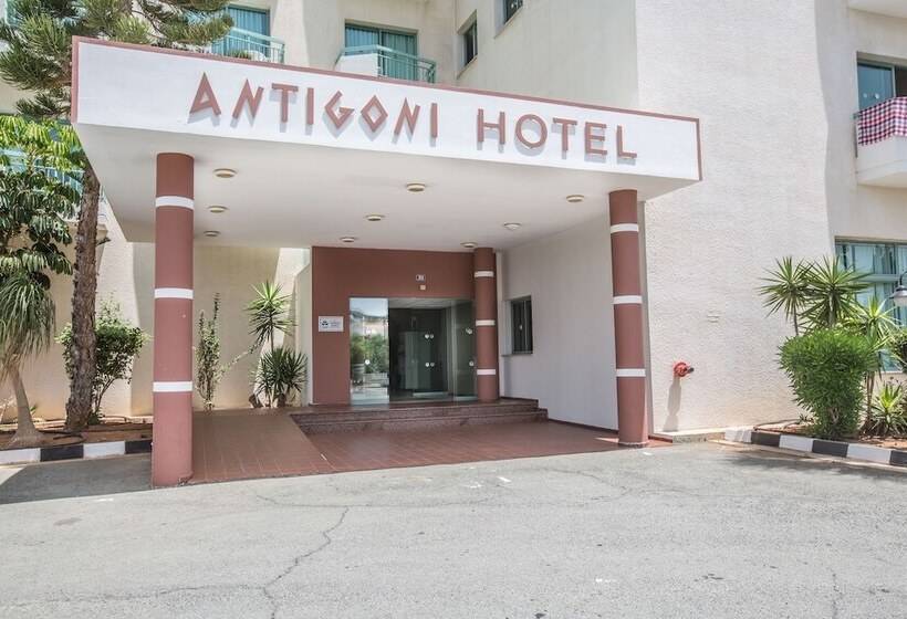 هتل Antigoni