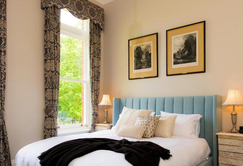 호텔 Arcoona Manor