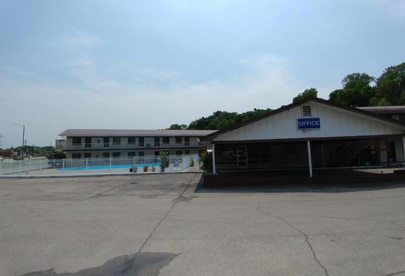 Отель Best Budget Inn Tell City