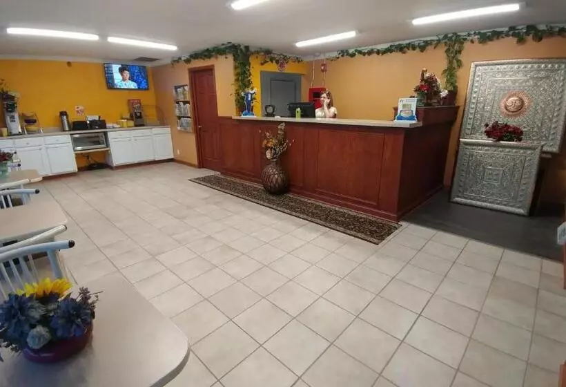 فندق Best Budget Inn Tell City