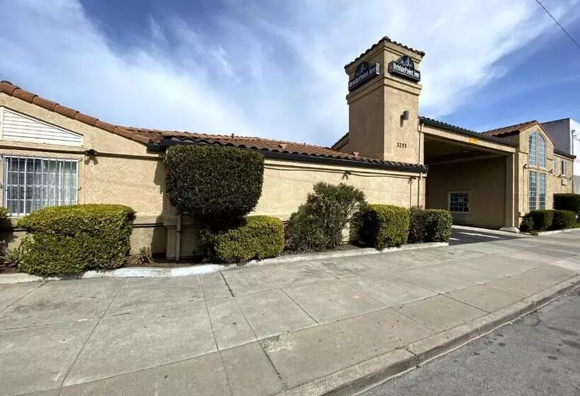 هتل Bridgepoint Inn Daly City