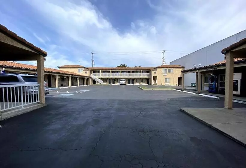 هتل Bridgepoint Inn Daly City