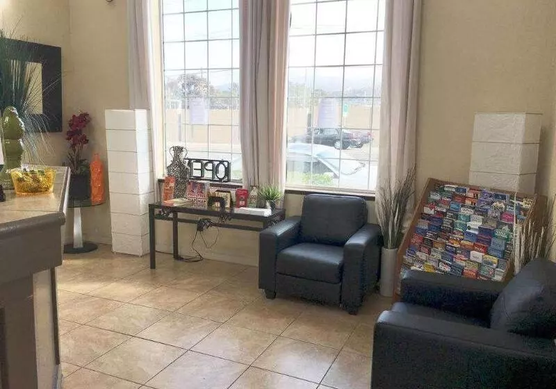 هتل Bridgepoint Inn Daly City