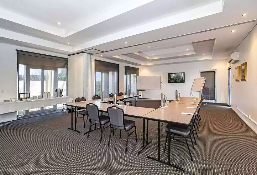 ホテル Comfort Inn & Apartments Northgate Airport