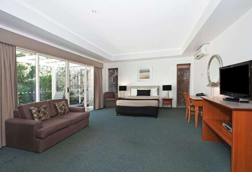 Отель Comfort Inn & Apartments Northgate Airport