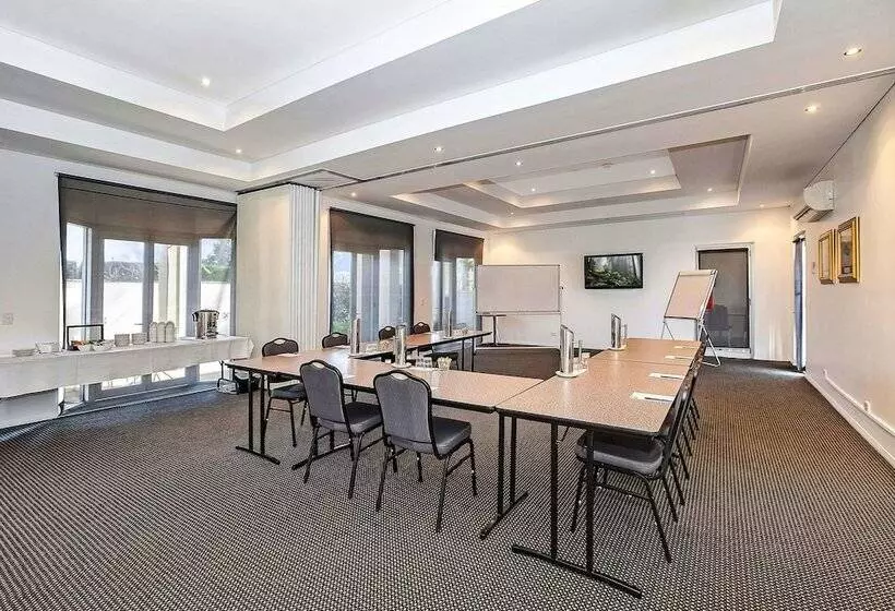 ホテル Comfort Inn & Apartments Northgate Airport