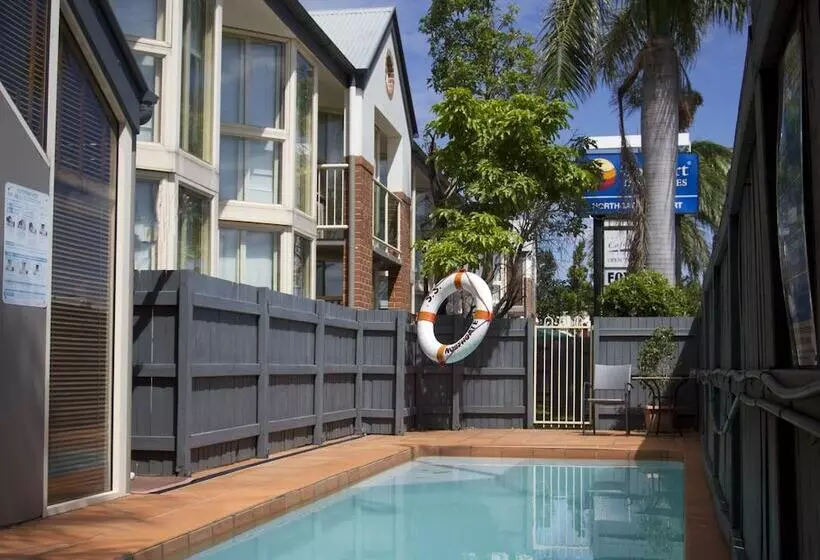 ホテル Comfort Inn & Apartments Northgate Airport