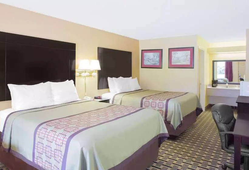 فندق Days Inn By Wyndham Andalusia