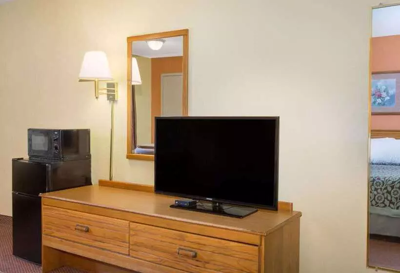 酒店 Days Inn By Wyndham Childersburg