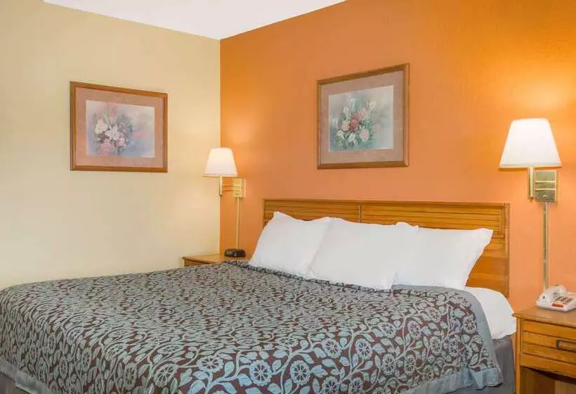 酒店 Days Inn By Wyndham Childersburg