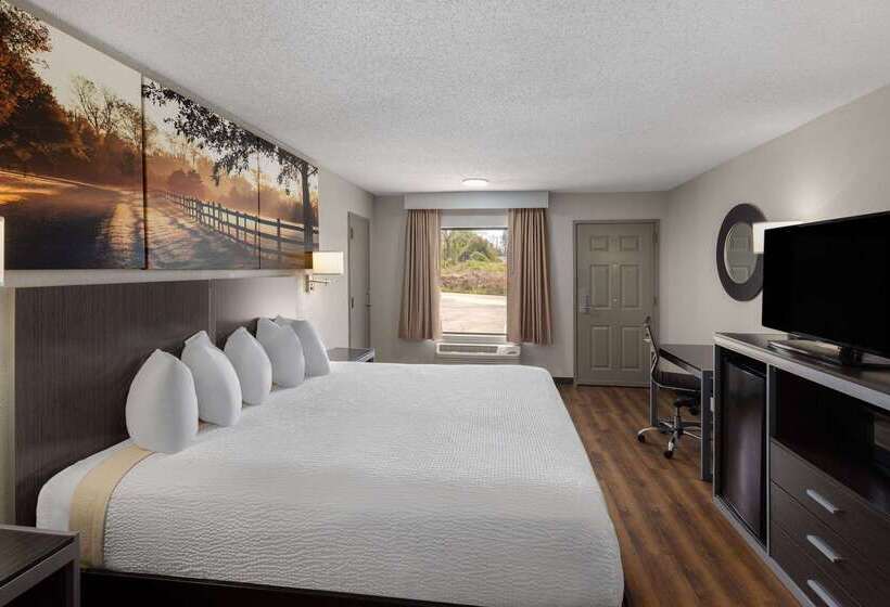 호텔 Days Inn By Wyndham Childersburg