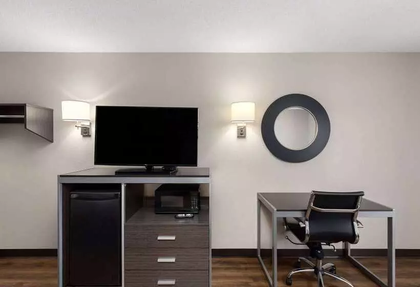 酒店 Days Inn By Wyndham Childersburg