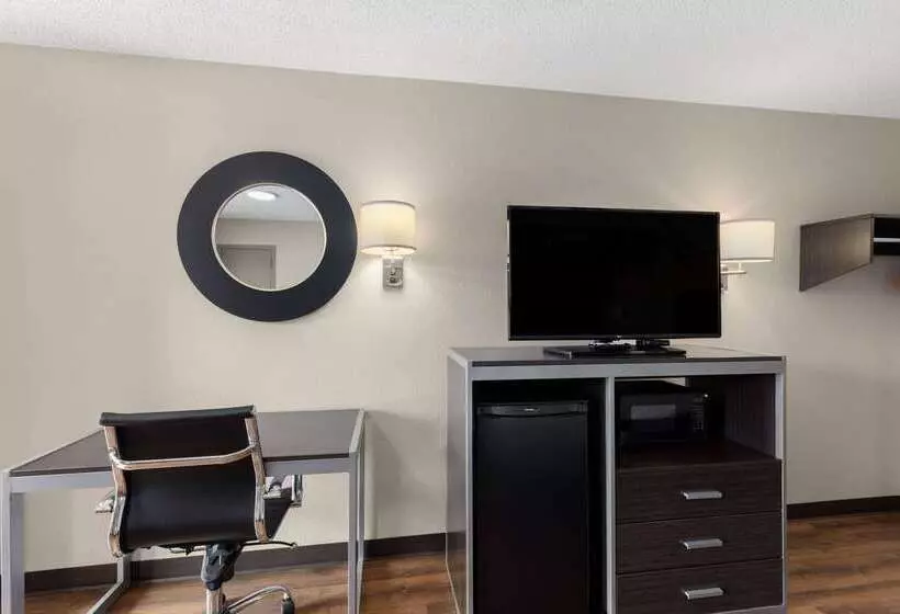 酒店 Days Inn By Wyndham Childersburg