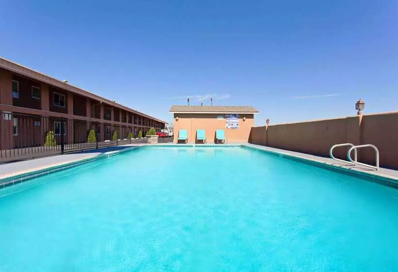 酒店 Days Inn By Wyndham Chowchilla Gateway To Yosemite