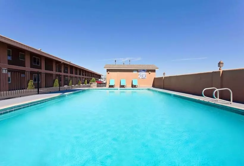 酒店 Days Inn By Wyndham Chowchilla Gateway To Yosemite