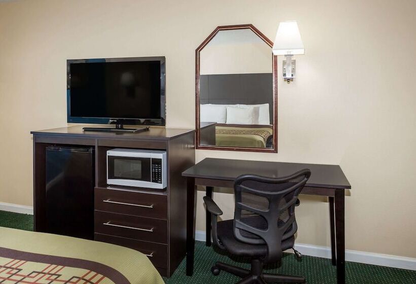 בית מלון כפרי Days Inn By Wyndham Enterprise