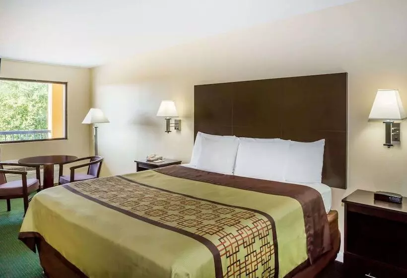 酒店 Days Inn By Wyndham Enterprise