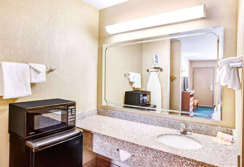 ホテル Days Inn By Wyndham Kennesaw