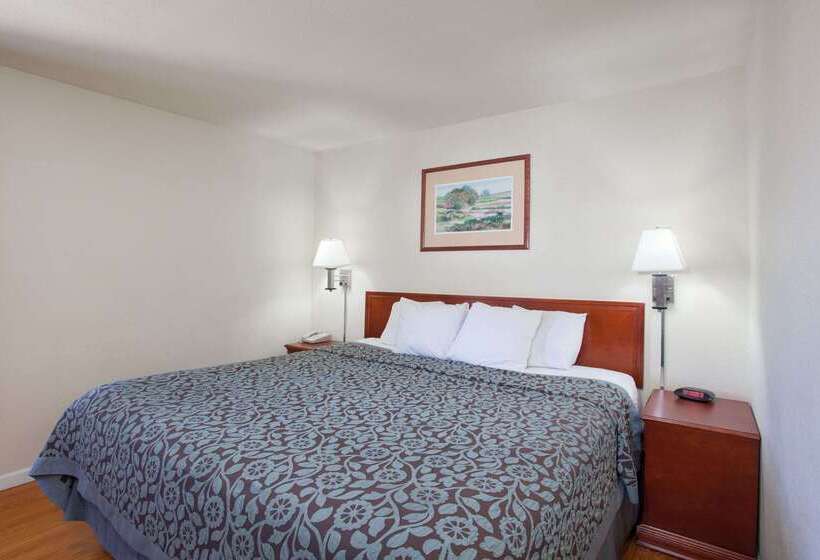 فندق Days Inn By Wyndham Orange Anaheim