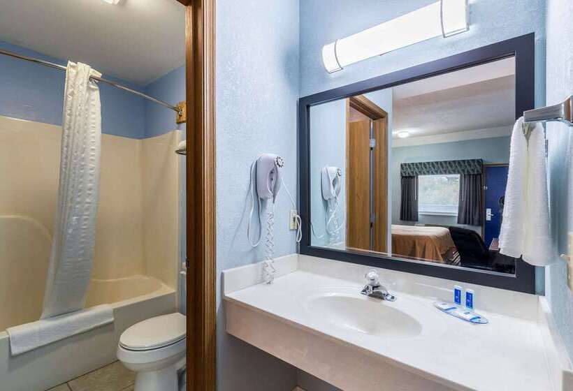 فندق Rodeway Inn