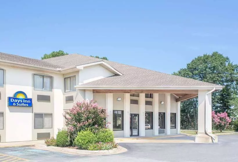 ホテル Days Inn & Suites By Wyndham Brinkley