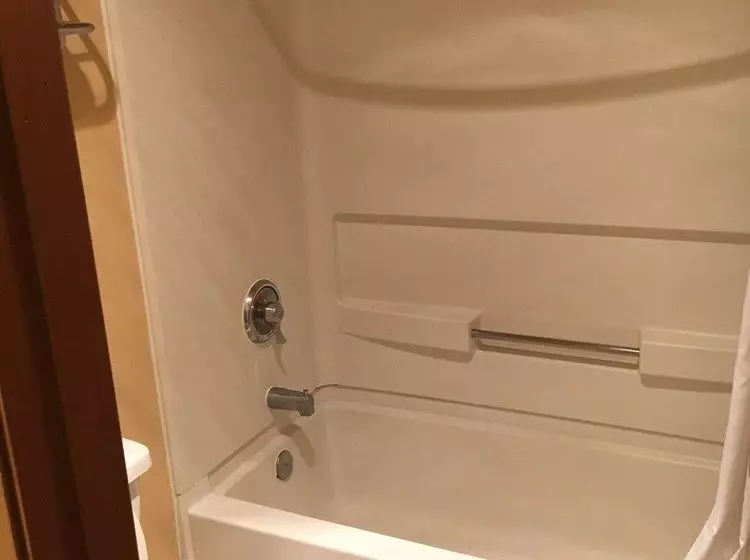 Отель Days Inn By Wyndham Taos