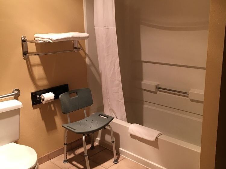 هتل Days Inn By Wyndham Taos