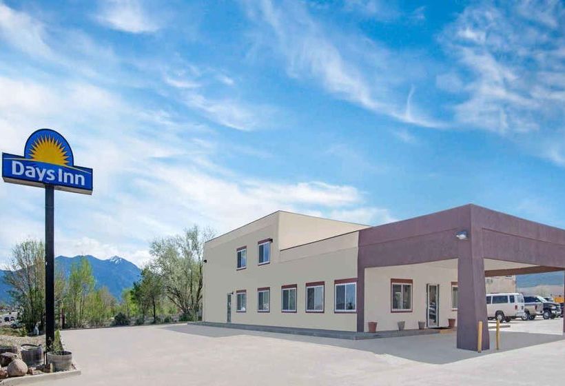 هتل Days Inn By Wyndham Taos