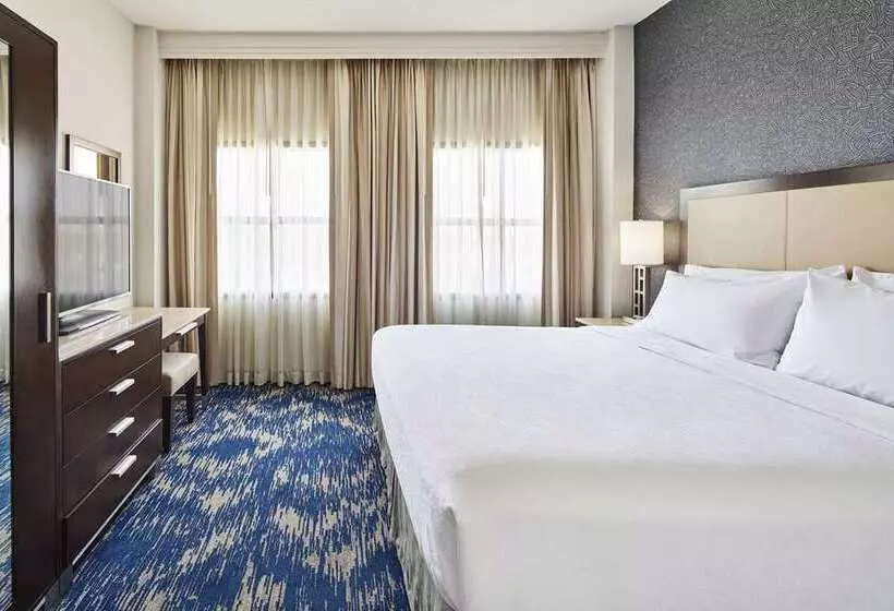 בית מלון כפרי Embassy Suites By Hilton Alexandria Old Town