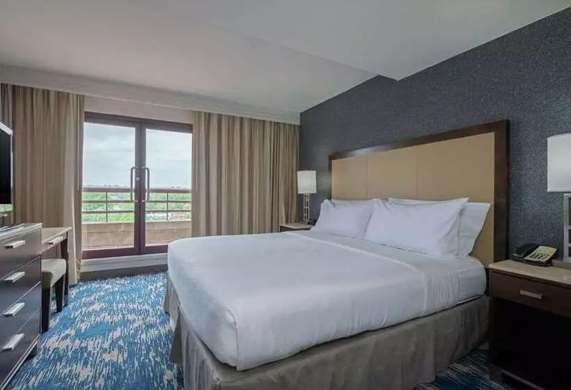 בית מלון כפרי Embassy Suites By Hilton Alexandria Old Town