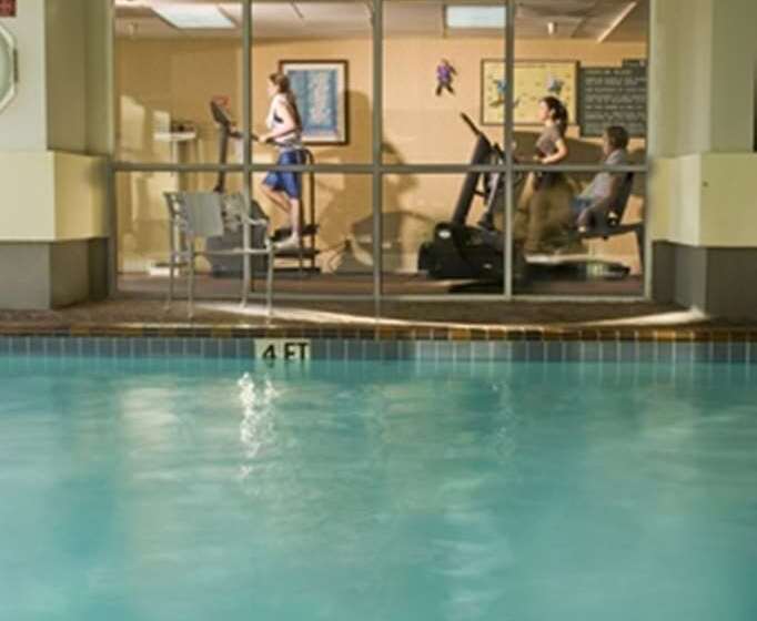 فندق Embassy Suites By Hilton Memphis East Germantown Area