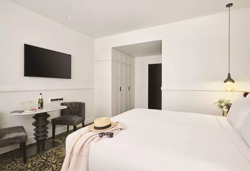 Rendezvous Hotel Melbourne