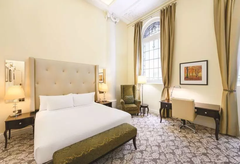 Rendezvous Hotel Melbourne