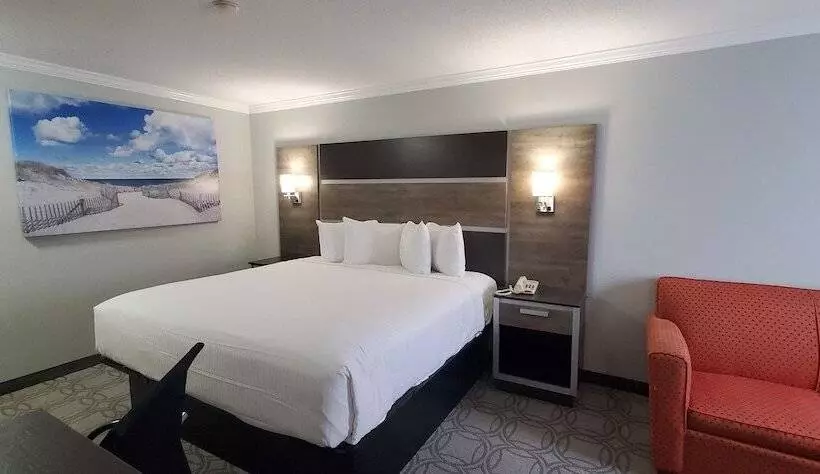 فندق Ambassador Inn And Suites