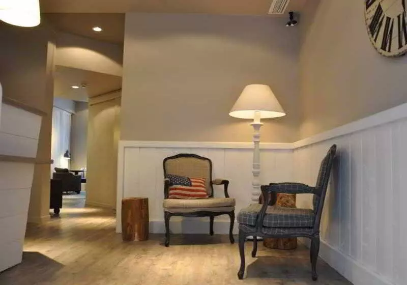 בית מלון כפרי America