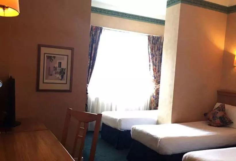 酒店 Berjaya Eden Park London