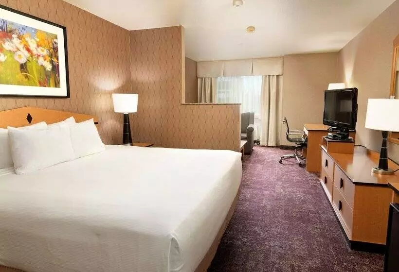 Crystal Inn Hotel & Suites   West Valley City